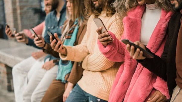 Для поддержки молодых специалистов. Куда звонить, если возникли вопросы