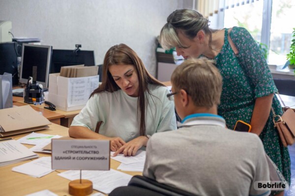 На Бобруйщине продолжается вступительная кампания в колледжи