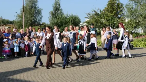 Скоро в школу! Что нужно помнить о безопасности, напомнили спасатели
