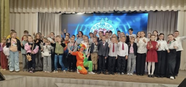 «Удивляй! Твори! Мечтай!». В Бобруйском районном Центре культуры состоялся фестиваль дополнительного образования детей и молодежи